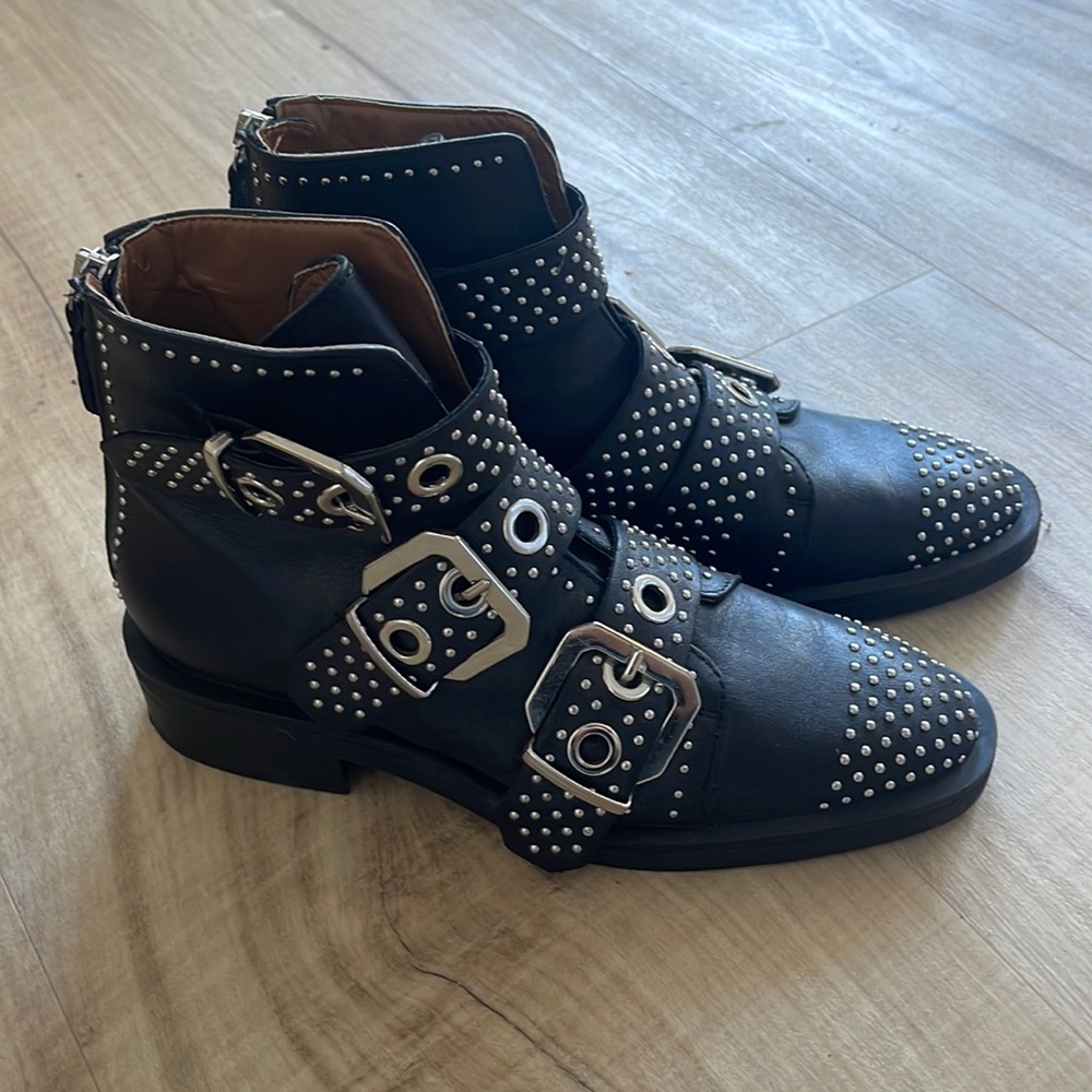 Zara boots